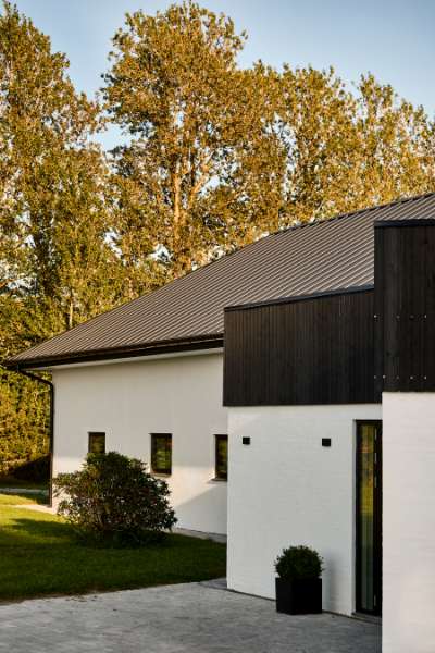 Stilvolles Anwesen in der Nähe von Hillerød wird mit Stahlprofilen auf dem Dach verstärkt, Hanebjergvej 3, 3400 Hillerød, Dänemark